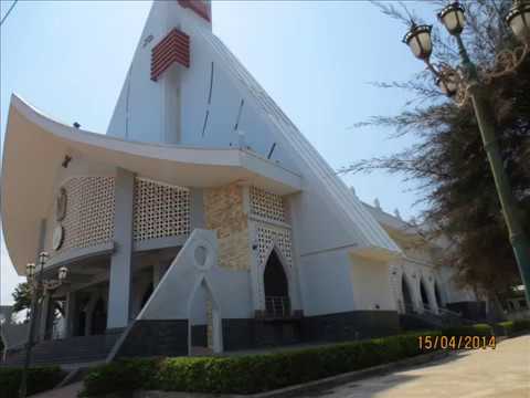Nghi Thức Làm Phép Nhà Thờ Và Cung Hiến Bàn Thờ
