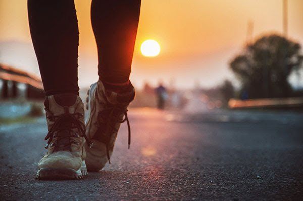 Mỗi ngày một câu chuyện: Người đàn ông vứt bỏ đôi giày