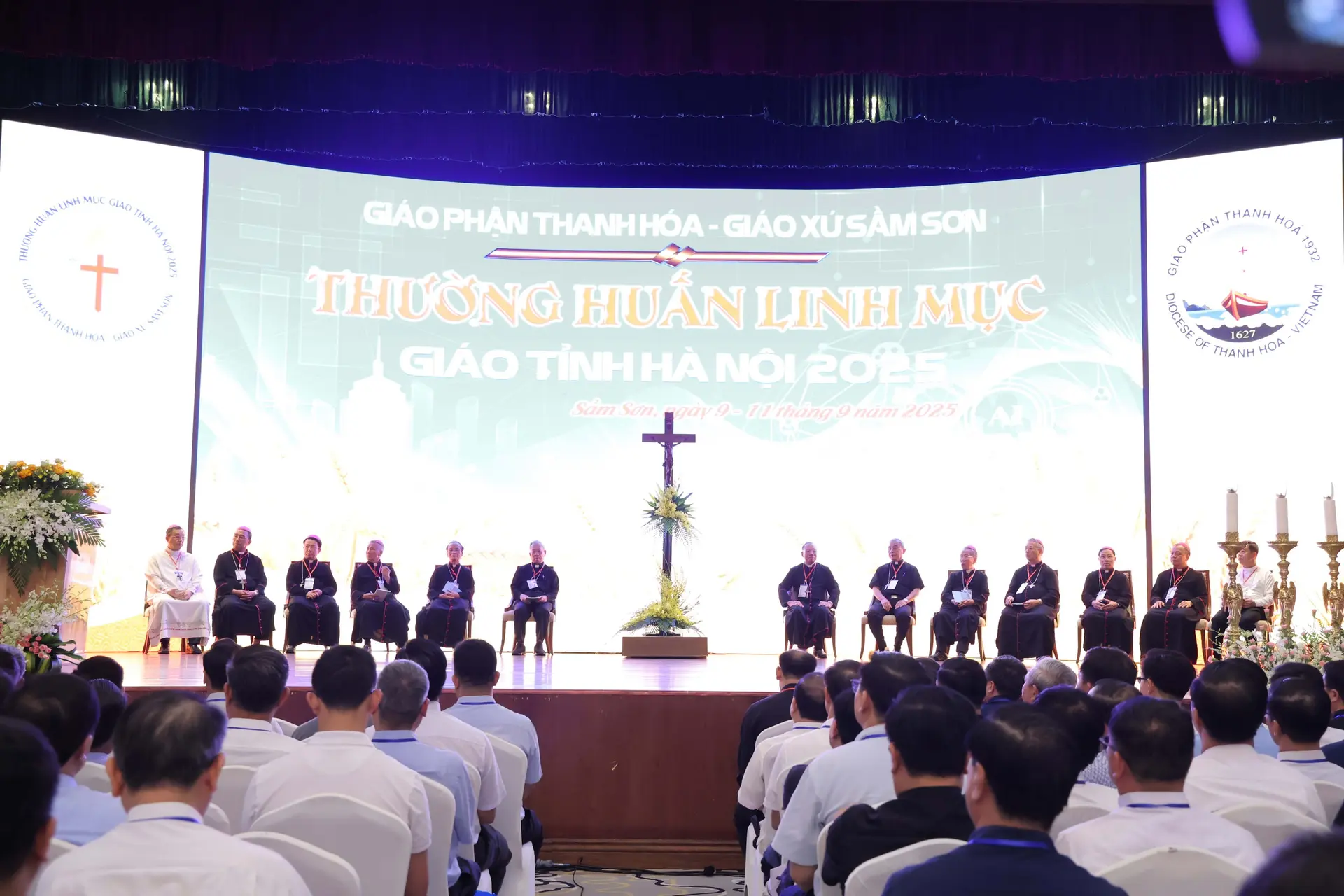 NGÀY KHAI MẠC THƯỜNG HUẤN LINH MỤC GIÁO TỈNH HÀ NỘI 2025
