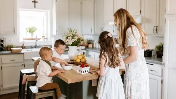 LỜI KHUYÊN KHÔN NGOAN TỪ CÁC THÁNH VỀ LỐI SỐNG TOÀN DIỆN