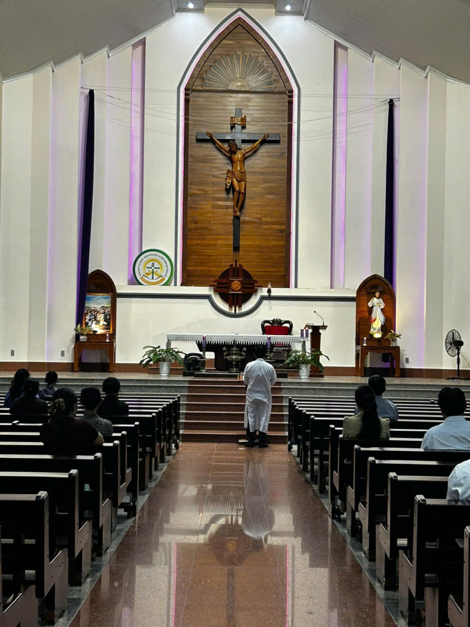 Giáo Xứ Hưng Văn: Hướng về Tam Nhật Vượt Qua - 2026 