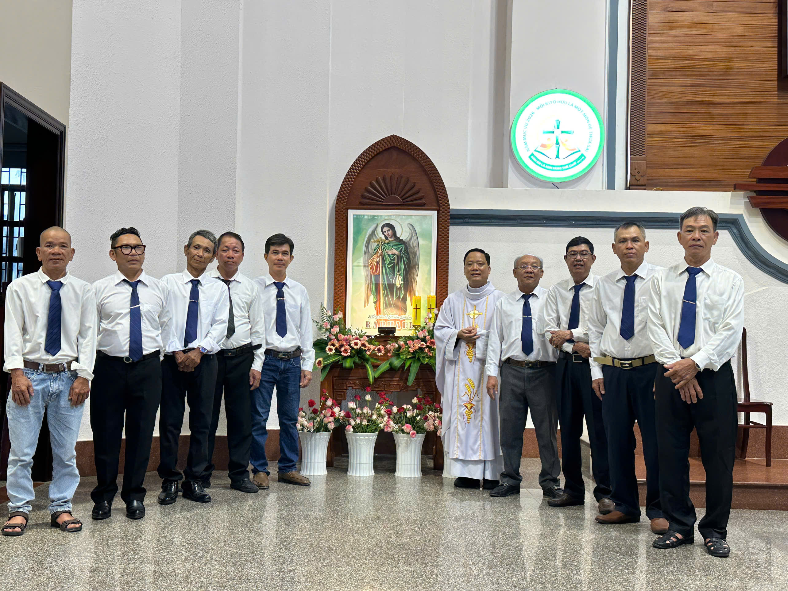 Giáo xứ Hưng Văn: Thánh lễ kính các Tổng lãnh Thiên Thần (29/09)